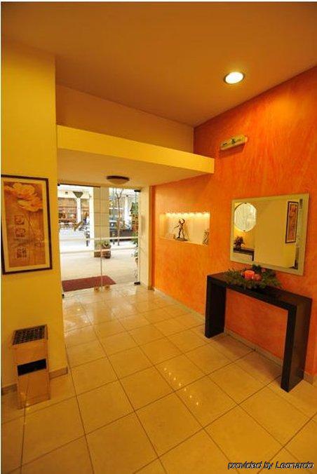 Nafsika Centre Hotel