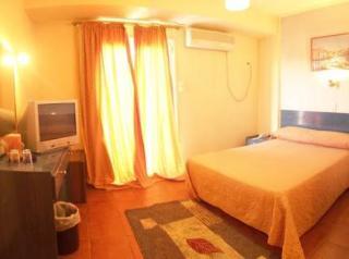 Nafsika Centre Hotel