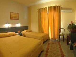 Nafsika Centre Hotel 2*
